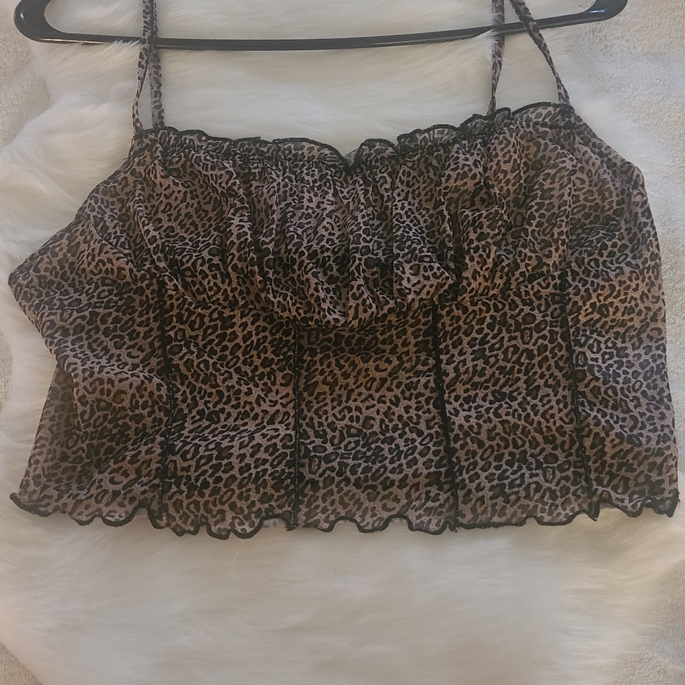 FINAL PRICE!! CROP Shirt - Picture 1 of 2